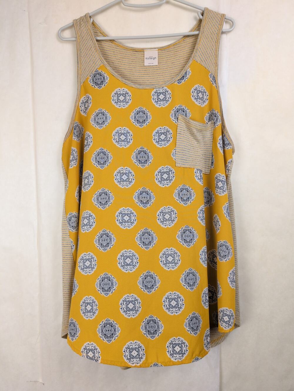 Kaileigh yellow mixed print pocket tank top Size Large Boho Retro Artsy Hippie